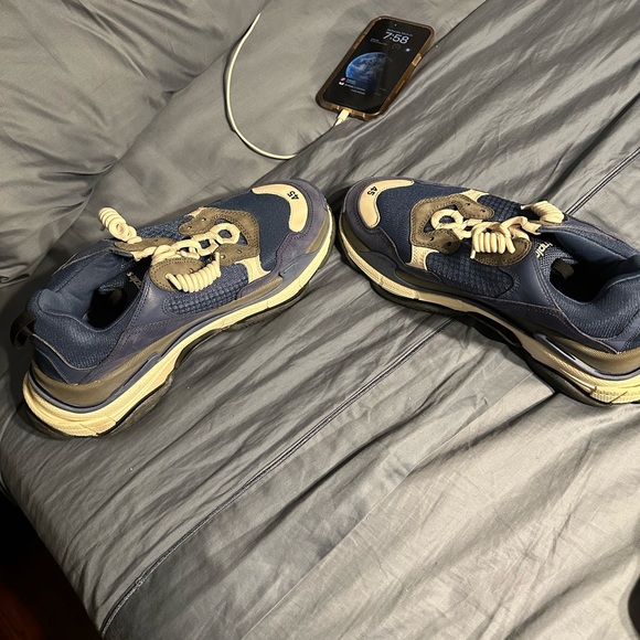 Excellent condition no box real good deal - Picture 9 of 11